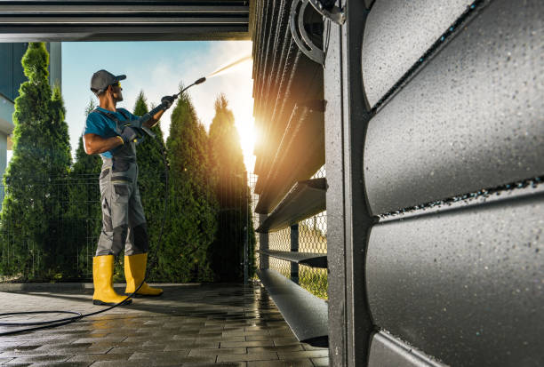 Best Commercial Building Pressure Washing  in Le Mars, IA