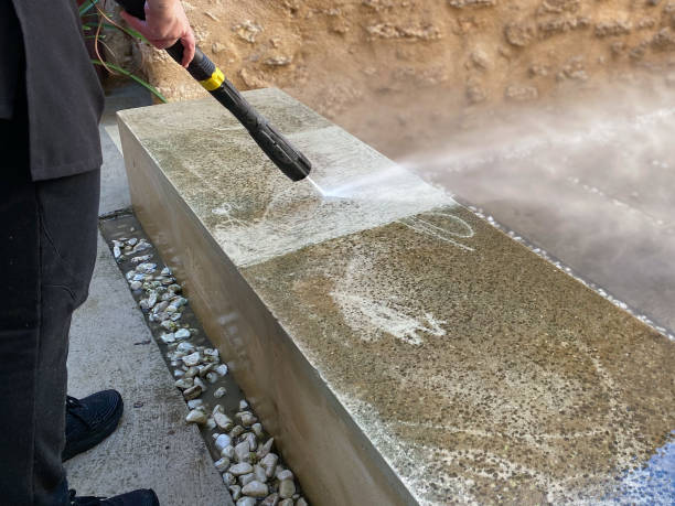 Why Choose Our Certified Pressure Washing Experts for Your Project Needs in Le Mars, IA?